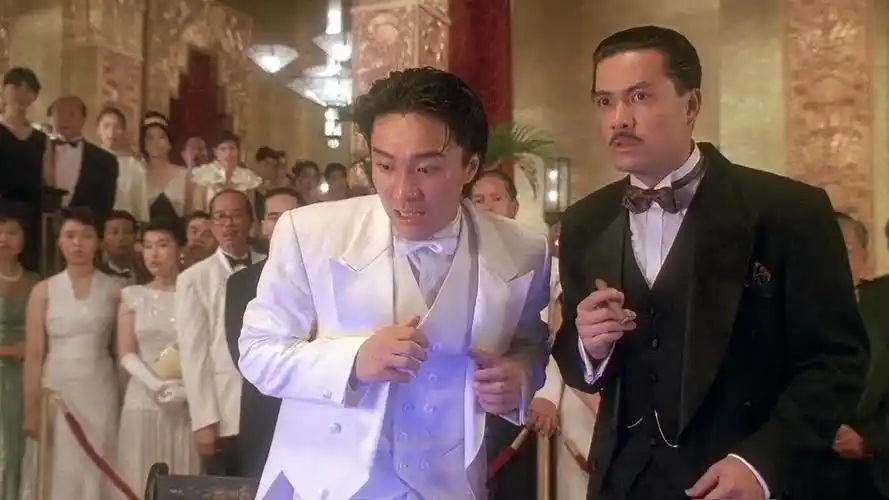 赌圣周星驰这个动作太搞笑了