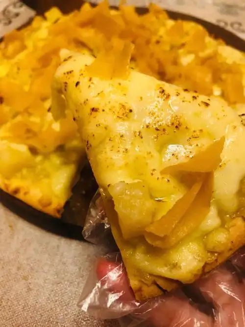 深圳美食布吉万象汇杂咖的榴莲披萨