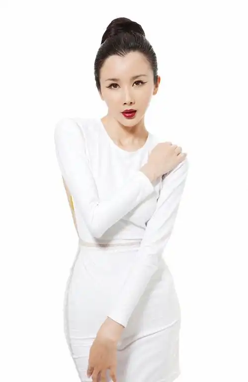 美女明星孙菲菲