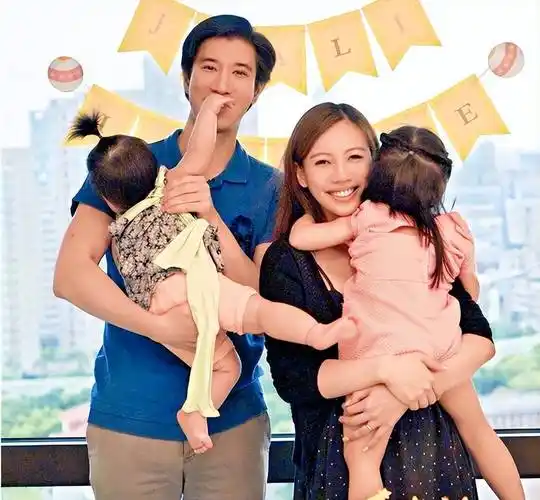 王力宏李靓蕾首次在法院公开同框,46岁的他看起来沧桑了很多_婚姻