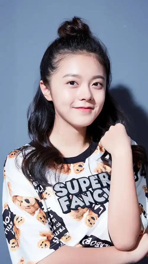 清纯女孩赵今麦