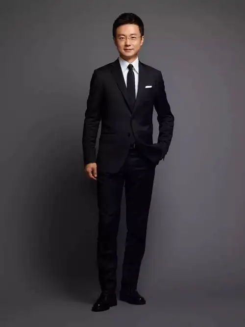 春妮刚强朗诵春雨徘徊