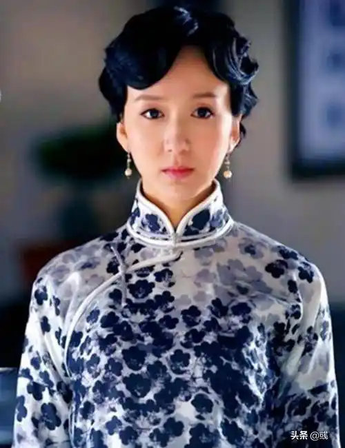 旗袍有多美,明星们穿旗袍柔美曲线个个惊艳来袭_女性_电视剧_药草