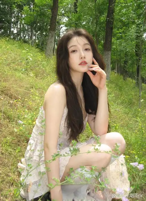 姜贞羽清纯写真