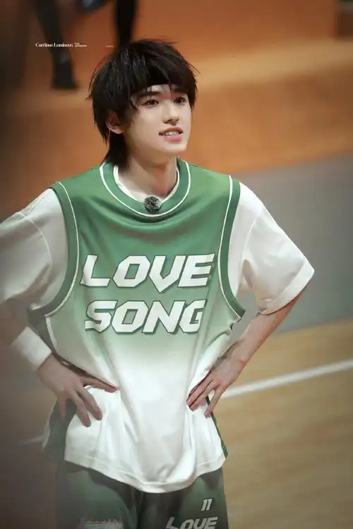 宋亚轩 海胆头##tf家族夏日运动会分队官宣##宋亚轩最佳笑容奖