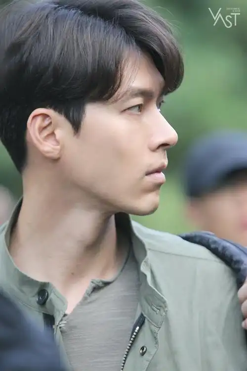 原创玄彬侧颜杀帅照!