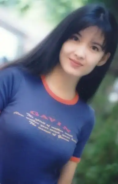 宋丹丹清纯照曝光 盘点林青霞张曼玉王祖贤等女星昔日青涩旧照(组图)