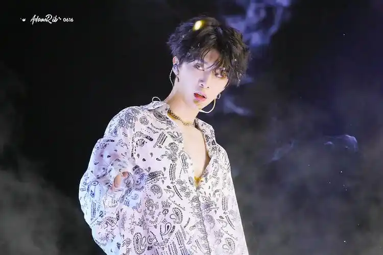 范丞丞 - 堆糖,美图壁纸兴趣社区