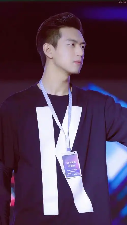 李现韩商言一周年# / #亲爱的热爱的一岁了