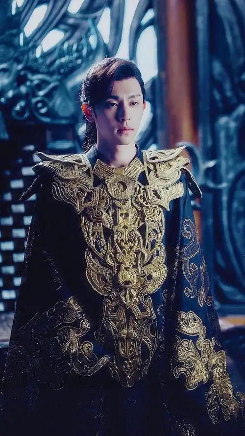 魔尊服装汇总哦(今天请不要提凤凰和貂哥的图楼了.