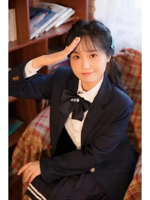 94年已婚未孕普通人记录生活之日系校服写真