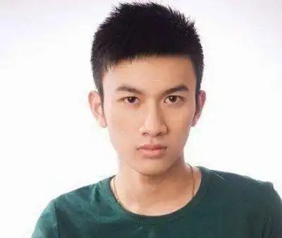 男士时尚毛寸发型效果图 轻松增添男人味