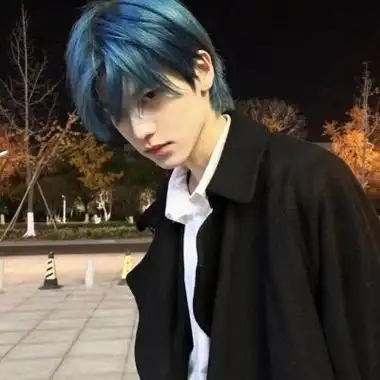 日系成熟又很冷酷帅气的高冷男头_男生头像_美头网