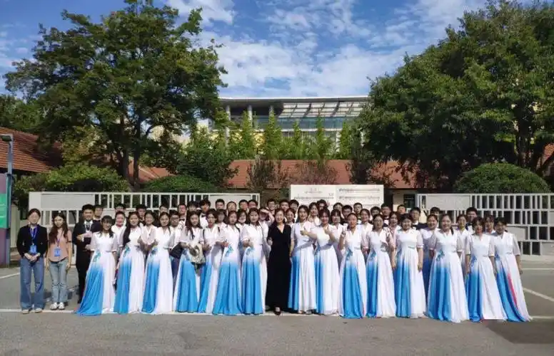 张锦程 魏琮晓 柴辰鑫 陆香何 杜宝拉 李依蔚 张笑妍 贾悠然 张靖涵