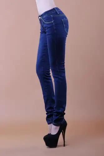 潮牛一族 2013新款 深蓝色紧身花边小脚时尚 女式牛仔裤
