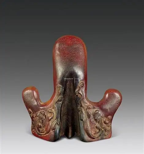 苏门答腊犀角雕螭纹笔架山