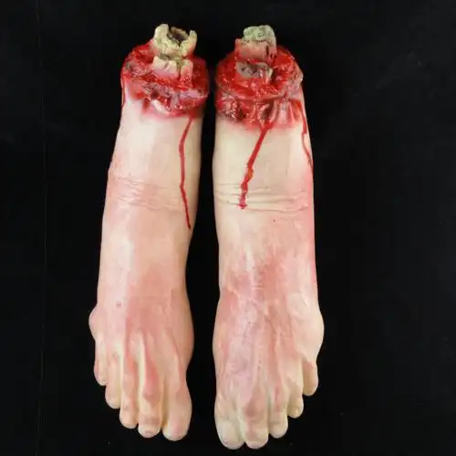 万圣节厂家道具 鬼屋装饰 逼真恐怖 断血脚 整蛊假脚 一个价160g