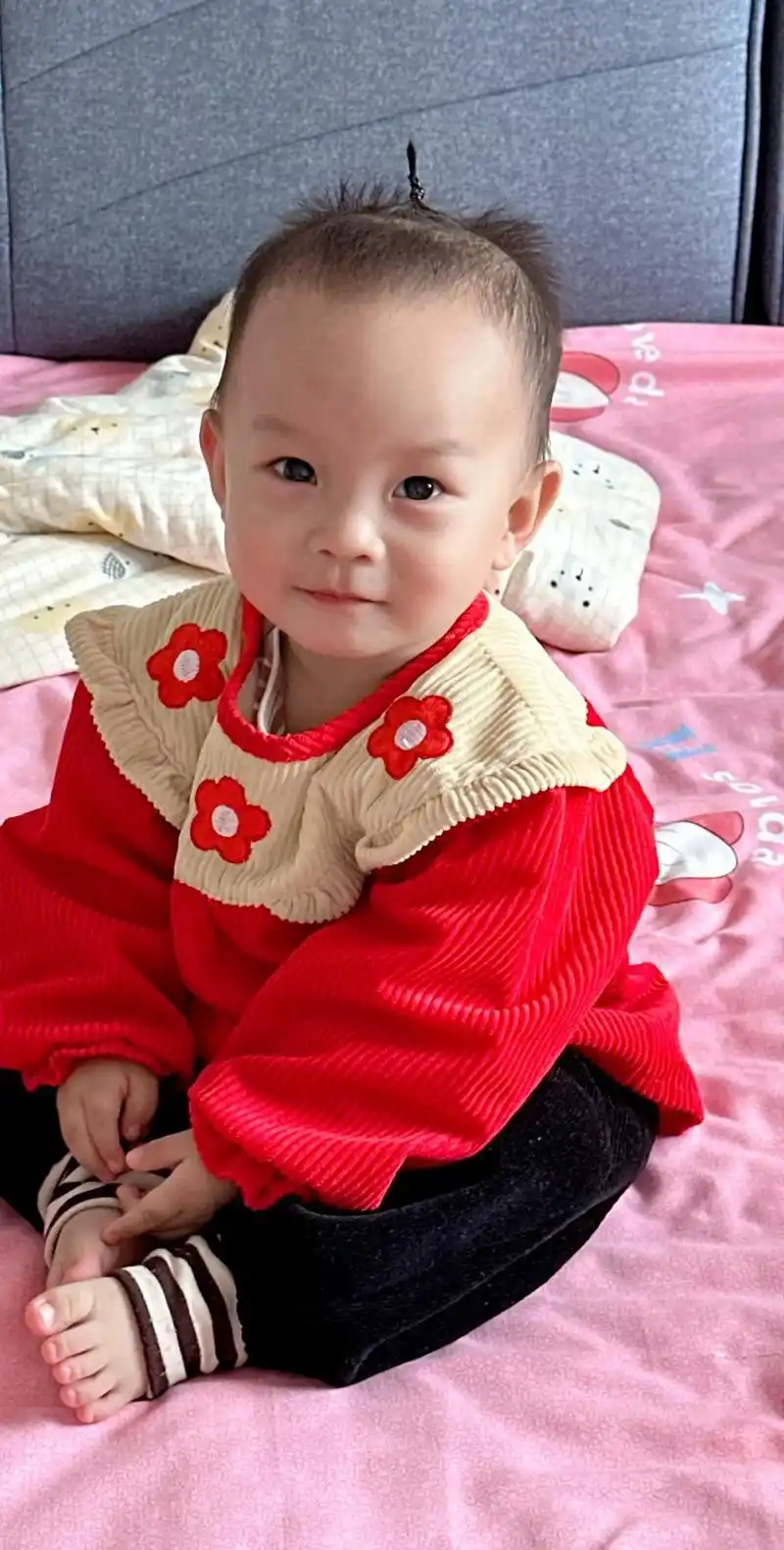 我的怀男宝症状: 1.前期孕吐不严重,烧心恶心 2.喜酸 3