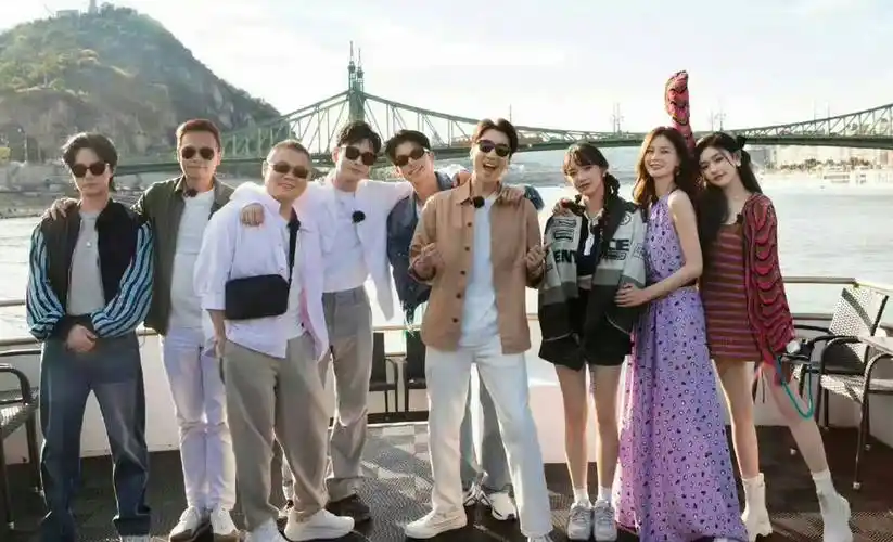 《中餐厅》招商看点多,一店三挡还有驻唱,黄子韬杨紫小美成拟邀