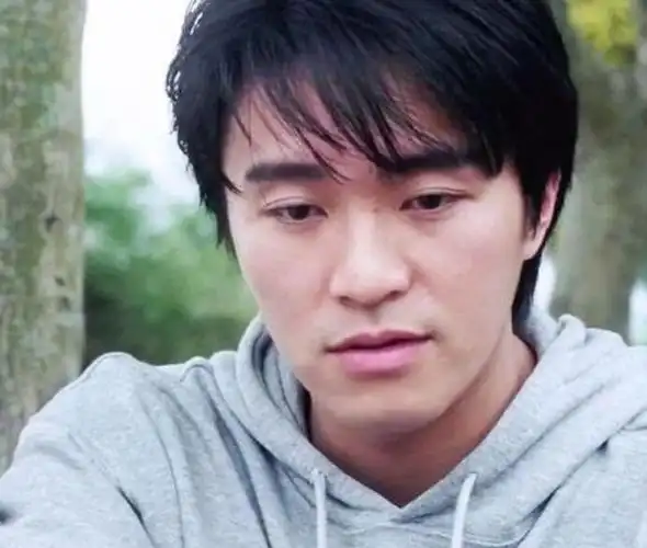 周星驰年轻时旧照