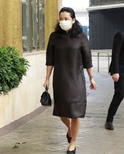 霍启刚千字长文缅怀奶奶,吕燕妮一生低调隐忍,却成了豪门大赢家 !