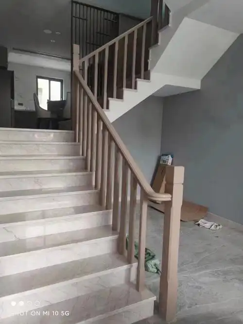 楼梯设计  #楼梯扶手  #别墅楼梯扶手  #实木楼梯扶手  #实木楼梯