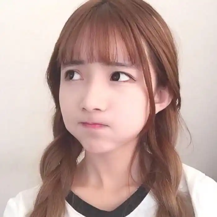 萌萌哒 小可爱 嘟嘴 卖萌 女生头像