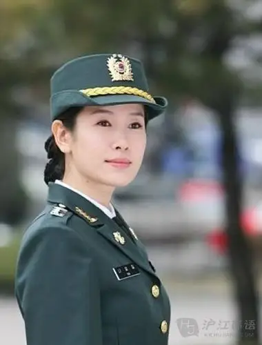 04】【明星】盘点:韩国女星军装靓照