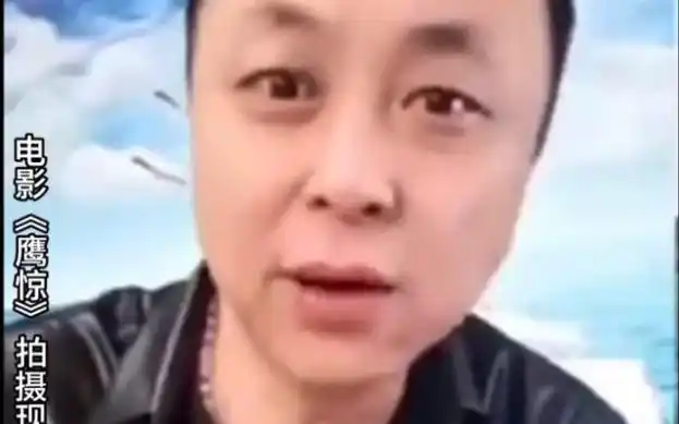 黑手哥即兴表演一秒变脸震惊张艺谋