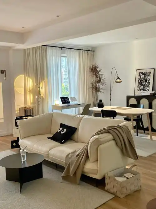 7515我家建面105平 套内面积90平打通了一个卧室三室变两室硬装是