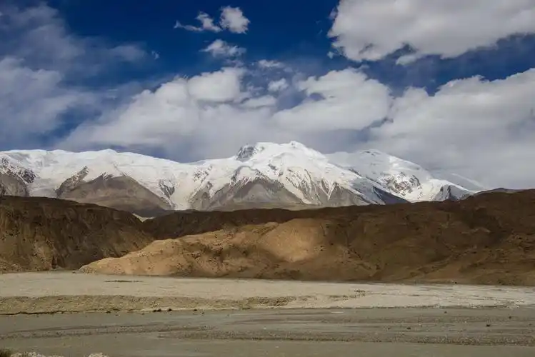 天山南北环疆游(8) 帕米尔高原 塔克拉玛干沙漠