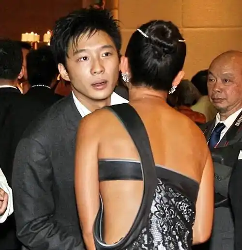 章子怡与霍启山同居两年,为何被霍家扫出门,她回答出乎众人意料_成为