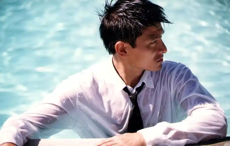 天王刘德华竟然曾经喝奶茶成瘾