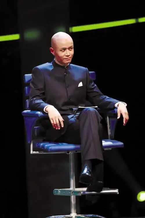 乐嘉屈辱恋爱史首曝光 曾做过安利雅芳直销