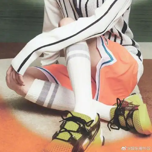 王源的腿好白##王源冲突感大片