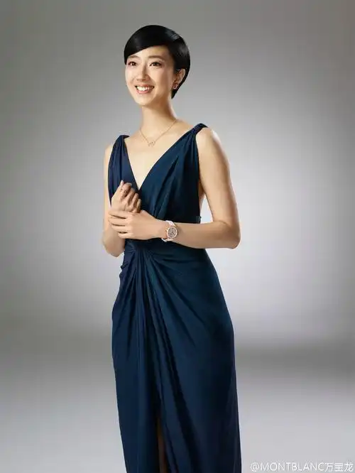 > 桂纶镁佩戴montblanc万宝龙高级珠宝与腕表