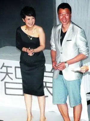 《蜗居》热播 海清称受孙红雷影响成"戏痴"