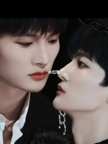 《江深湖浅》第六篇_周深_客栈_水晶灯_钻石_门锁_文化_阅读