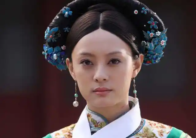 孙俪资助一贫困生4年大学中途为何停止捐助网友只知道要钱