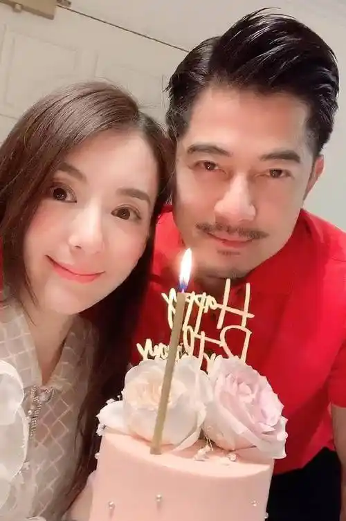 原创郭富城新戏上映不忘抽空陪妻女和孩子在草地上玩耍与方媛贴脸秀