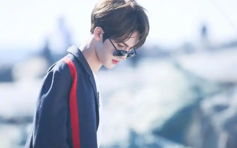 朱正廷 澳洲海滩—《如果你爱我》