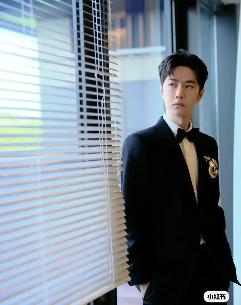 王一博出道八周年快乐