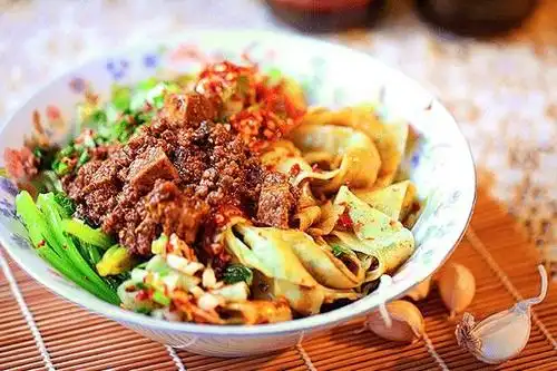 没有了油泼辣子,西安的这碗面,就失去了灵魂