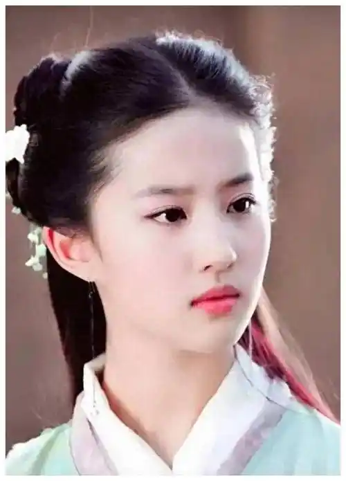 仙女姐姐刘亦菲:颜值高而更加迷人,不容错过!_魅力__