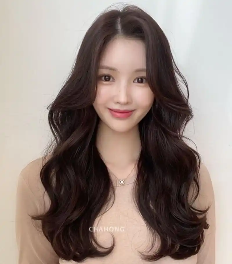 女发无论怎么剪,最美恐怕还是这10几款,立体瘦脸很洋气_发型