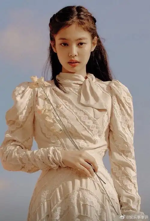 自己偶像谈恋爱#jennie的前任男友kai金钟仁和权志龙都是jennie的偶像