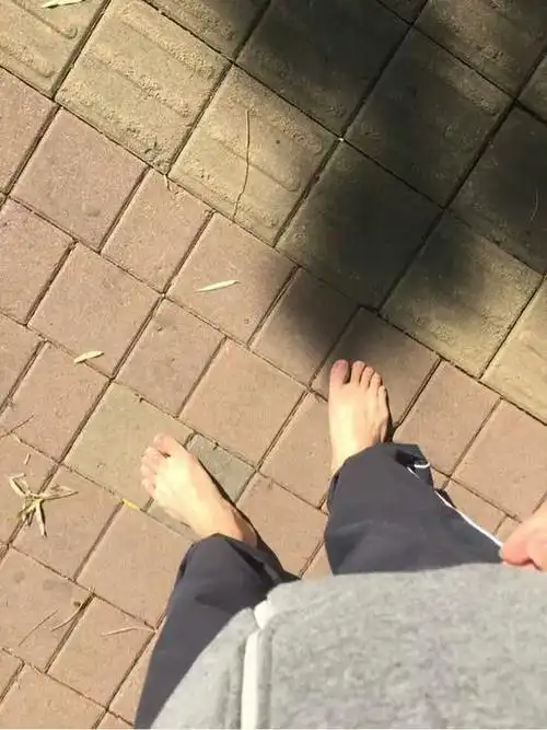 要求赤脚两个月去,怎么办