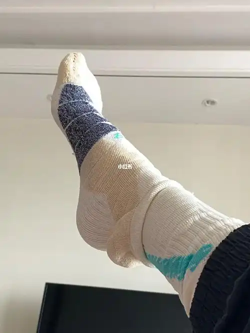 40码的脚篮球袜还是这样这个痛谁知道01