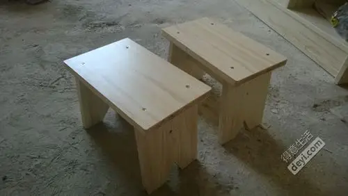 木工师傅专门给我打的小凳子!