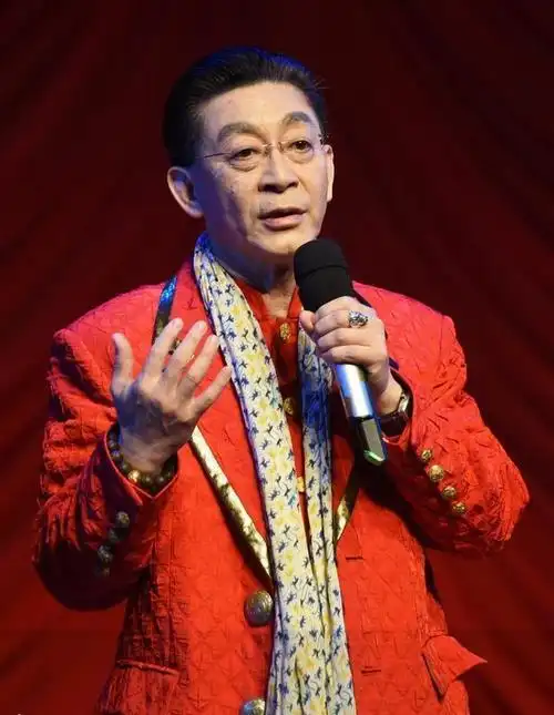 比如六小龄童老师扮演的孙悟空,这就成为了经典.